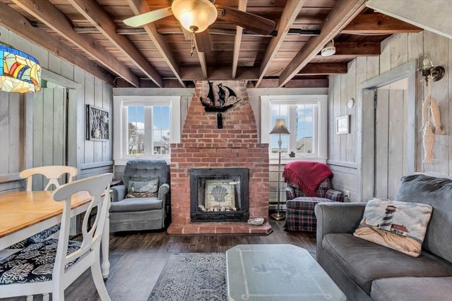 12 Vanduzer Rd 8, Barnstable, MA 02630