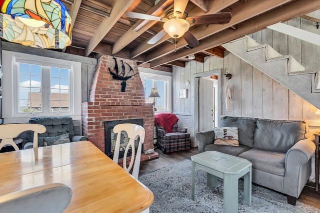 12 Vanduzer Rd 8, Barnstable, MA 02630