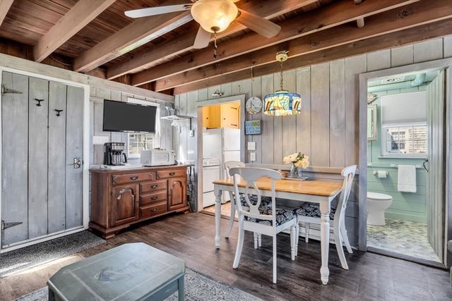 12 Vanduzer Rd 8, Barnstable, MA 02630