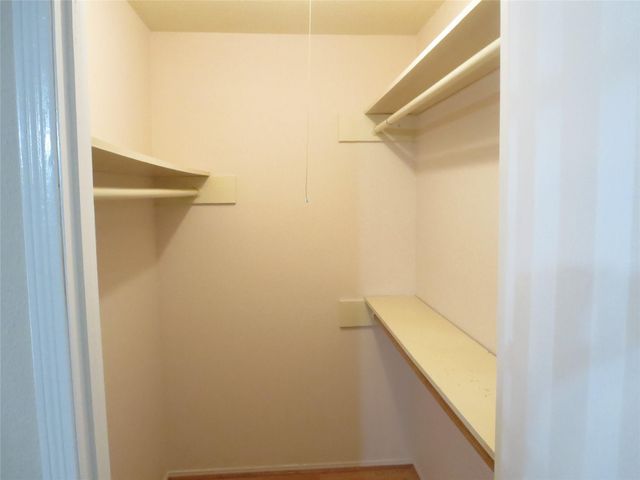 12633 Memorial Drive 72, Houston, TX 77024