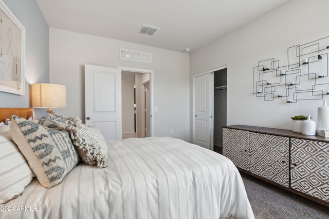 647 W BUNKER HILL Street, Florence, AZ 85132