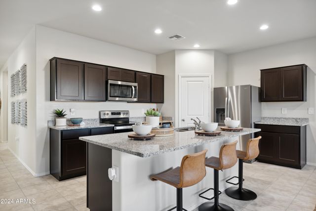 647 W BUNKER HILL Street, Florence, AZ 85132