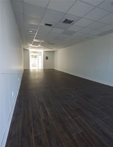 88 NW 54th St, Miami, FL 33127