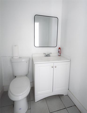 88 NW 54th St, Miami, FL 33127