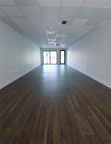 88 NW 54th St, Miami, FL 33127