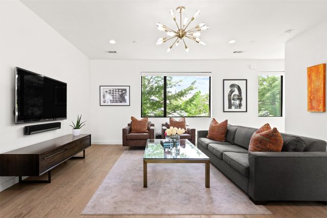 1430 Grigsby Avenue 103, Dallas, TX 75204