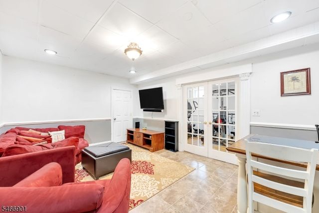 79 Burnt Meadow Rd, Ringwood Boro, NJ 07456