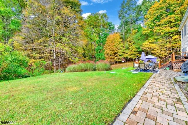 79 Burnt Meadow Rd, Ringwood Boro, NJ 07456