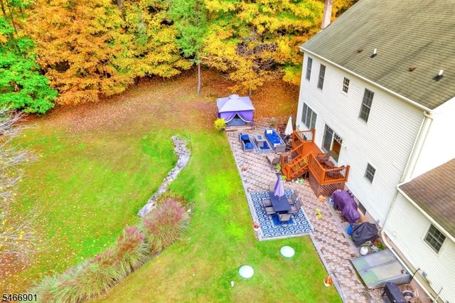 79 Burnt Meadow Rd, Ringwood Boro, NJ 07456