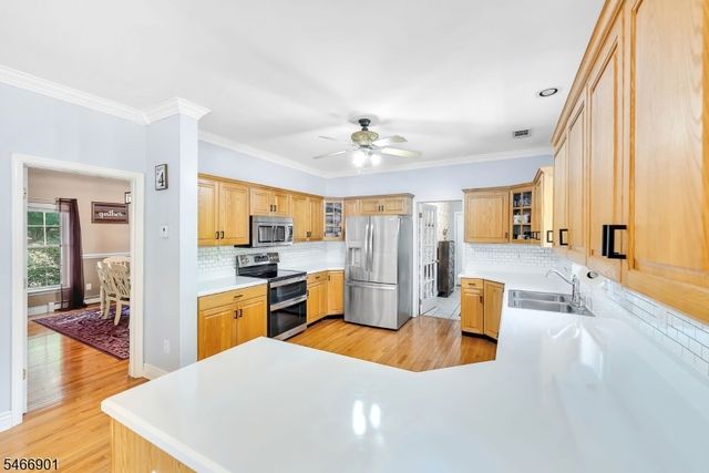 79 Burnt Meadow Rd, Ringwood Boro, NJ 07456