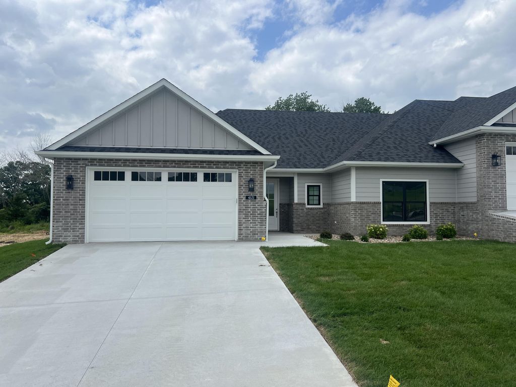 4121 UMBRIA CT, Columbia, MO 65203