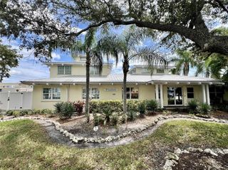 525 8TH STREET W, Bradenton, FL 34205