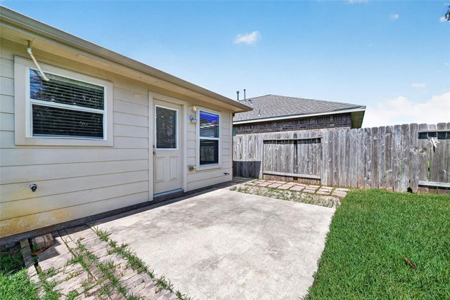 26810 Henson Falls Drive, Katy, TX 77494