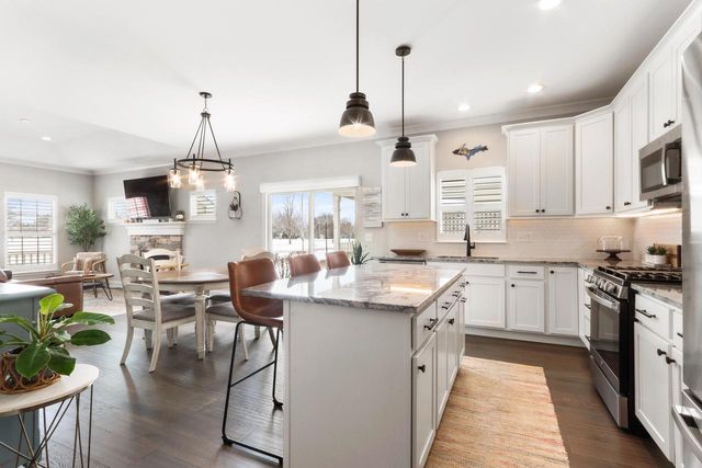 632 Baker STREET, Walworth, WI 53184