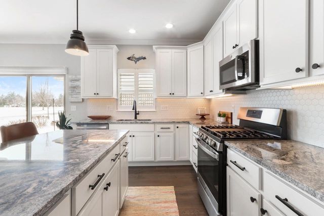 632 Baker STREET, Walworth, WI 53184