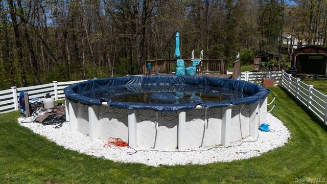 55 Old Ohalloran Circle, Pleasant Valley, NY 12569