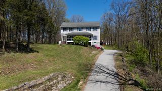 55 Old Ohalloran Circle, Pleasant Valley, NY 12569