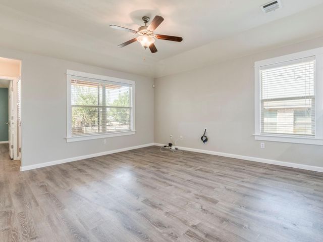 154 Flagstone TRL, Buda, TX 78610