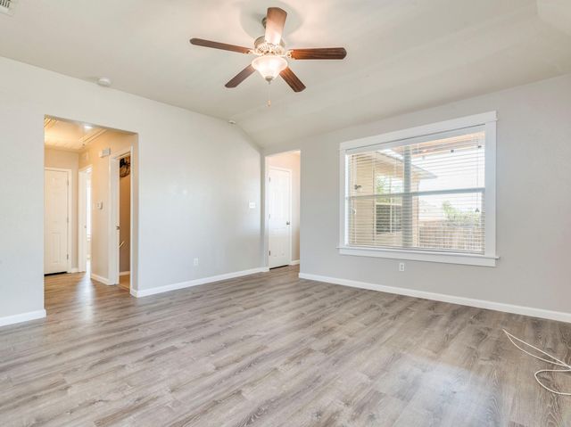154 Flagstone TRL, Buda, TX 78610