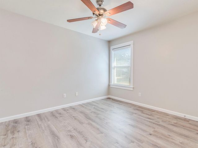 154 Flagstone TRL, Buda, TX 78610
