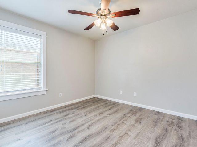 154 Flagstone TRL, Buda, TX 78610