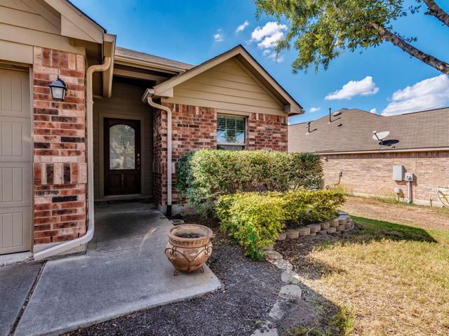 154 Flagstone TRL, Buda, TX 78610