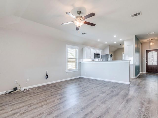 154 Flagstone TRL, Buda, TX 78610