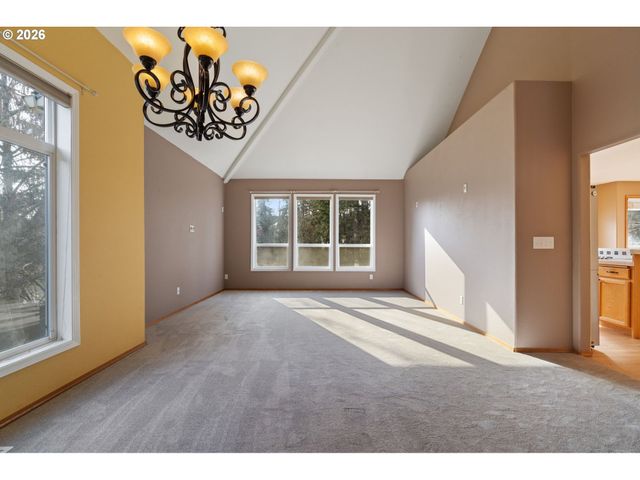 17760 Sw ZENITH Pl, Beaverton, OR 97007