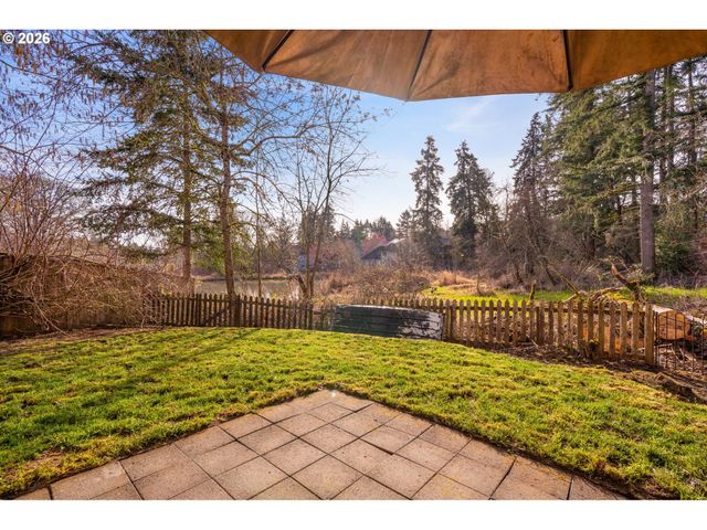 17760 Sw ZENITH Pl, Beaverton, OR 97007