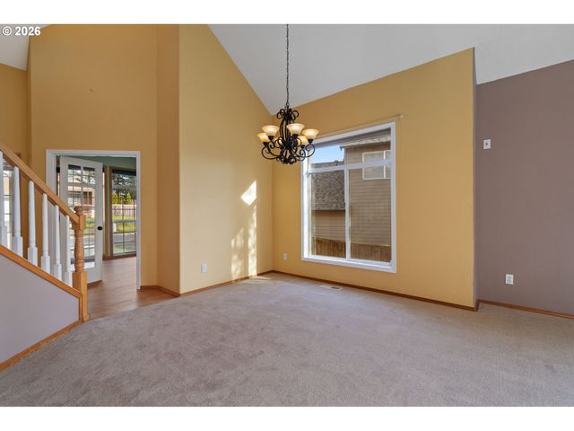 17760 Sw ZENITH Pl, Beaverton, OR 97007