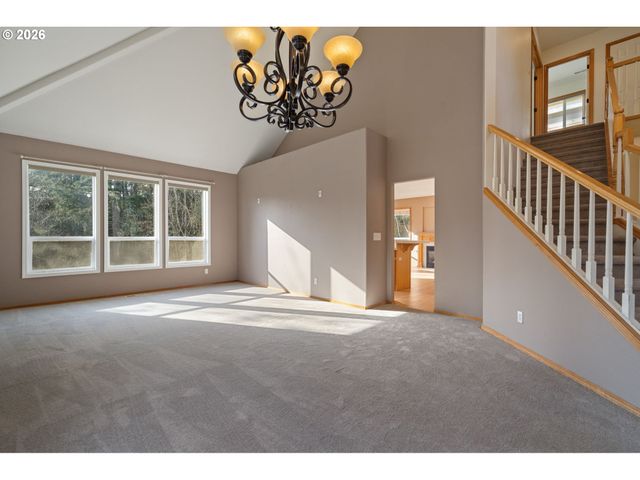 17760 Sw ZENITH Pl, Beaverton, OR 97007