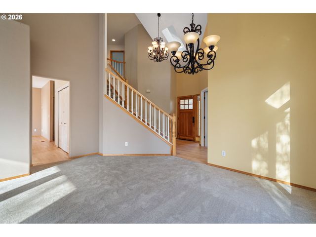 17760 Sw ZENITH Pl, Beaverton, OR 97007