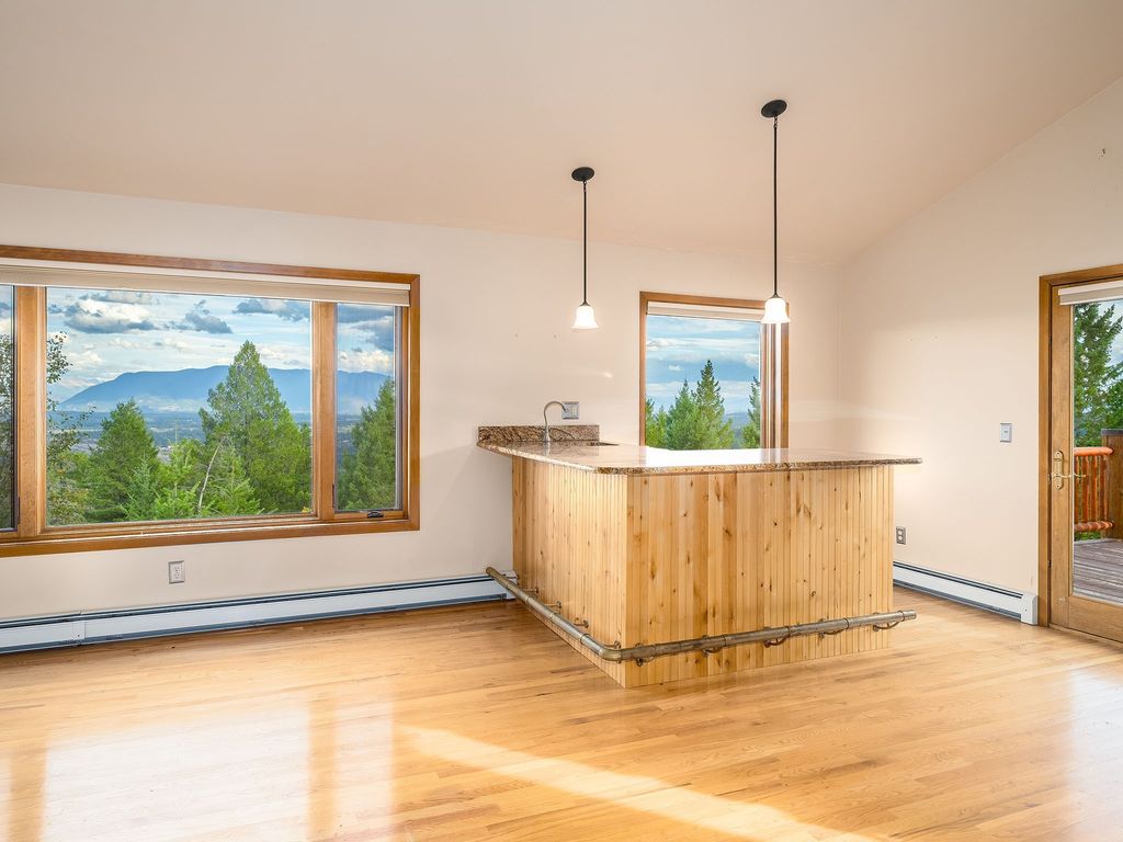 317 Wolf Run Drive, Whitefish, MT 59937 photo 32