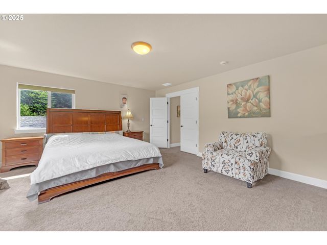 8070 Sw 195TH Ave, Beaverton, OR 97007
