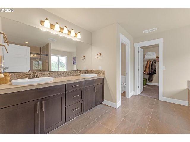 8070 Sw 195TH Ave, Beaverton, OR 97007