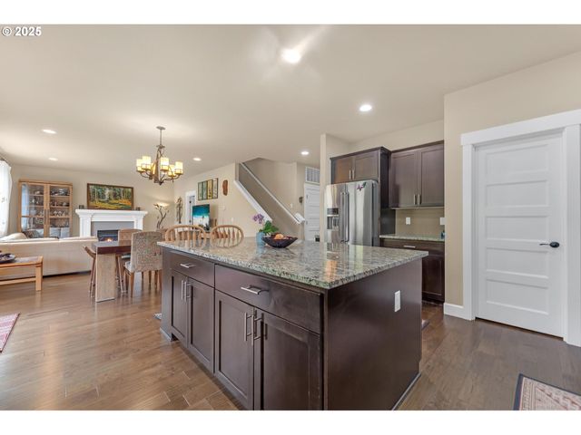 8070 Sw 195TH Ave, Beaverton, OR 97007