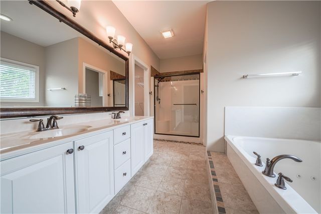 9922 Arn Drive, Washington Twp, OH 45458