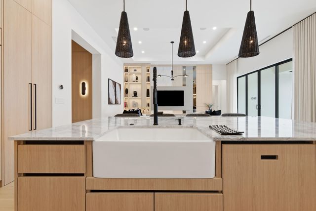 250 NE 16th Street, Delray Beach, FL 33444