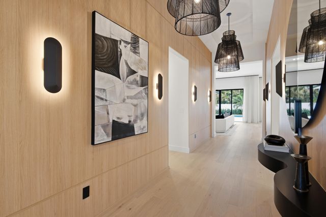 250 NE 16th Street, Delray Beach, FL 33444