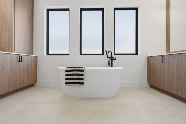 250 NE 16th Street, Delray Beach, FL 33444