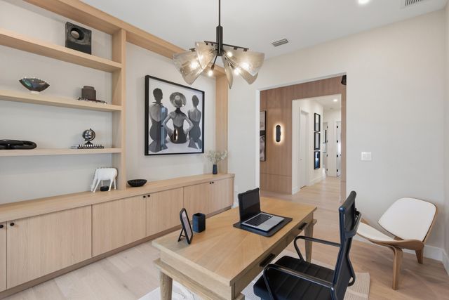 250 NE 16th Street, Delray Beach, FL 33444