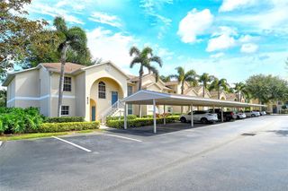 8355 GLENROSE WAY 114, Sarasota, FL 34238