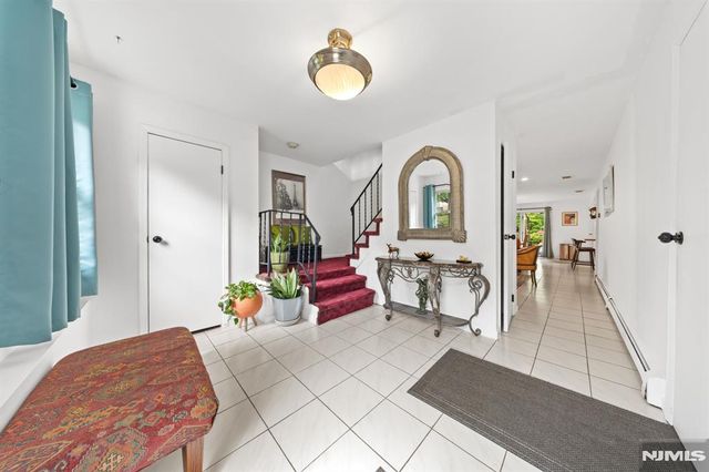 132 Spring Street, Leonia, NJ 07605