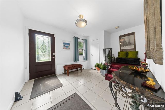 132 Spring Street, Leonia, NJ 07605