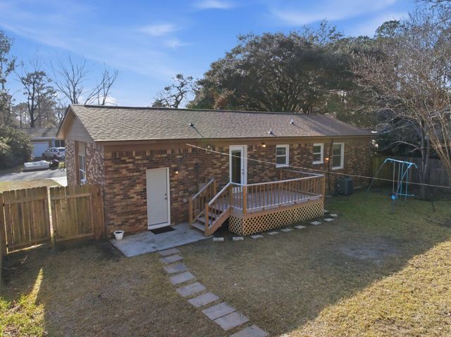 349 Water Oak Drive, Goose Creek, SC 29445