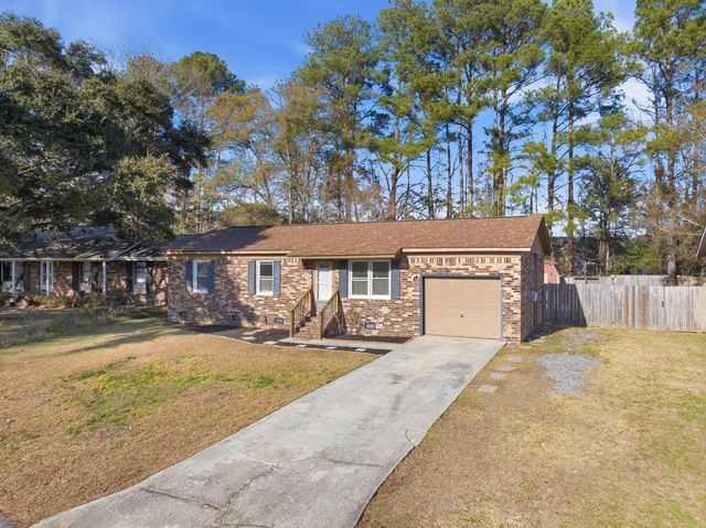 349 Water Oak Drive, Goose Creek, SC 29445