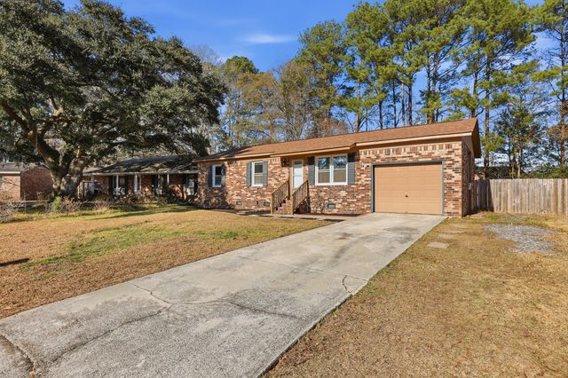 349 Water Oak Drive, Goose Creek, SC 29445