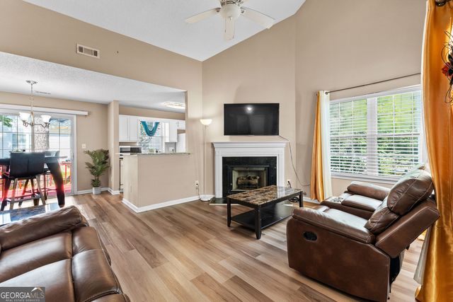 602 W Manor, Peachtree City, GA 30269