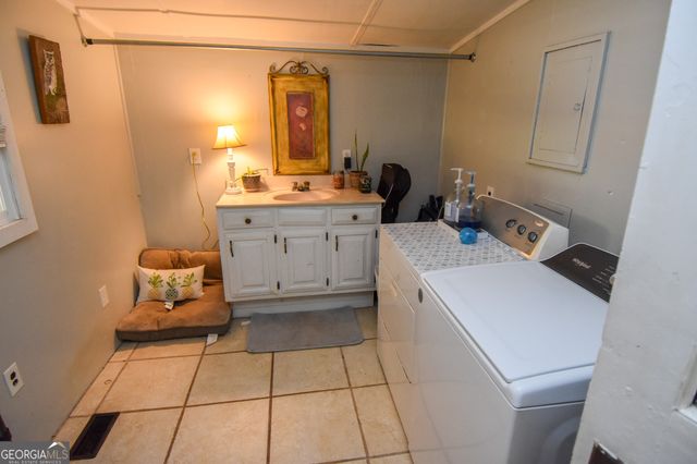 212 Harp Road, Thomaston, GA 30286