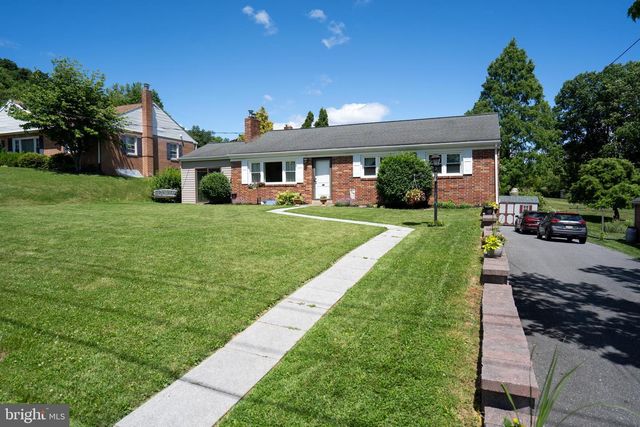 375 KINDERHOOK RD, Columbia, PA 17512